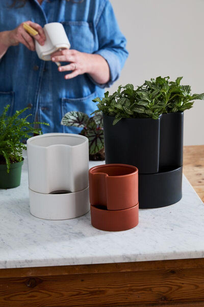 Self - Watering Jett Planter - Green Thumb Haven